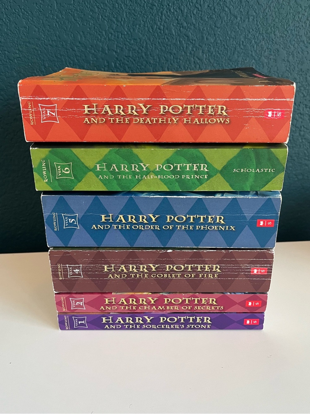 Harry Potter The Complete Series Books 1-7 Scholastic Paperback Set J.K. Rowling - Picture 1 of 5